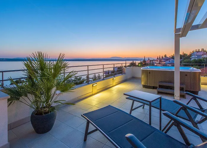 Appartement Beeindruckendes Nur 100 Meter Zum Mit Sauna, Whirlpool, Meerblick